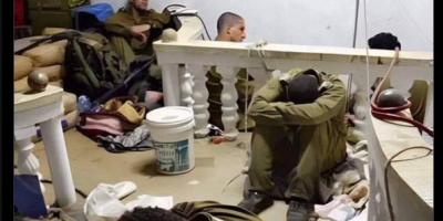 Israeli soldiers 'crying