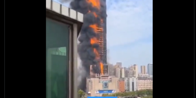 Un incendio de un edificio en China